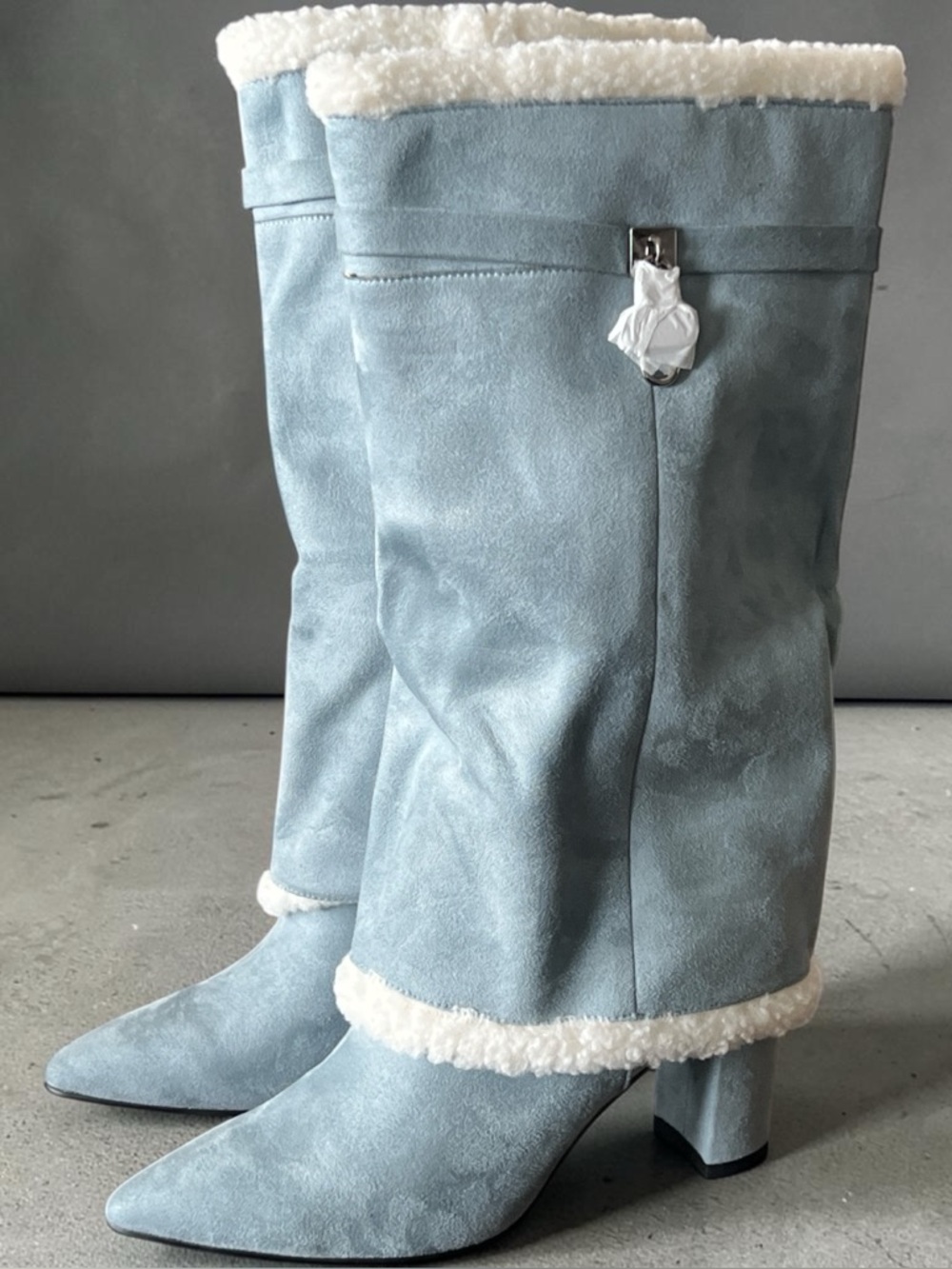 Aijivou Women’s Light Blue Suede Faux-Shearling Mid-Calf  fold over Boots